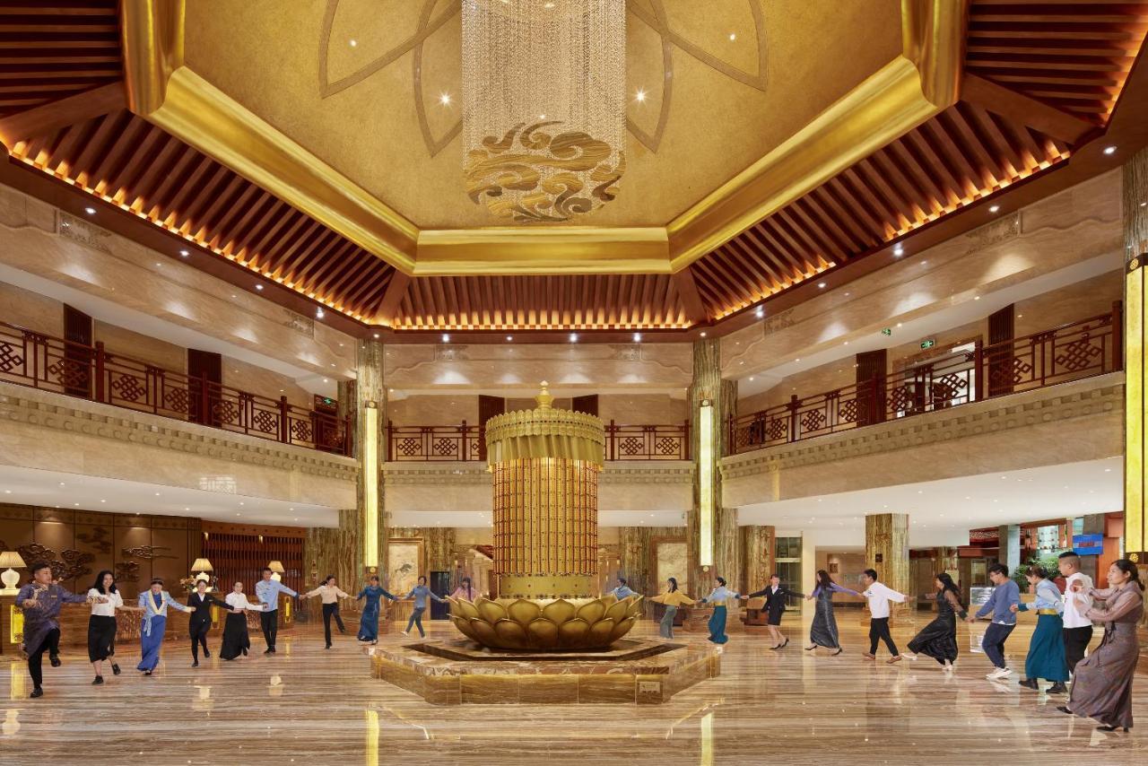 Howard Johnson Tian Yuan Jiuzhaigou Exterior photo