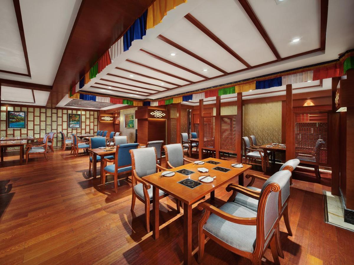 Howard Johnson Tian Yuan Jiuzhaigou Exterior photo