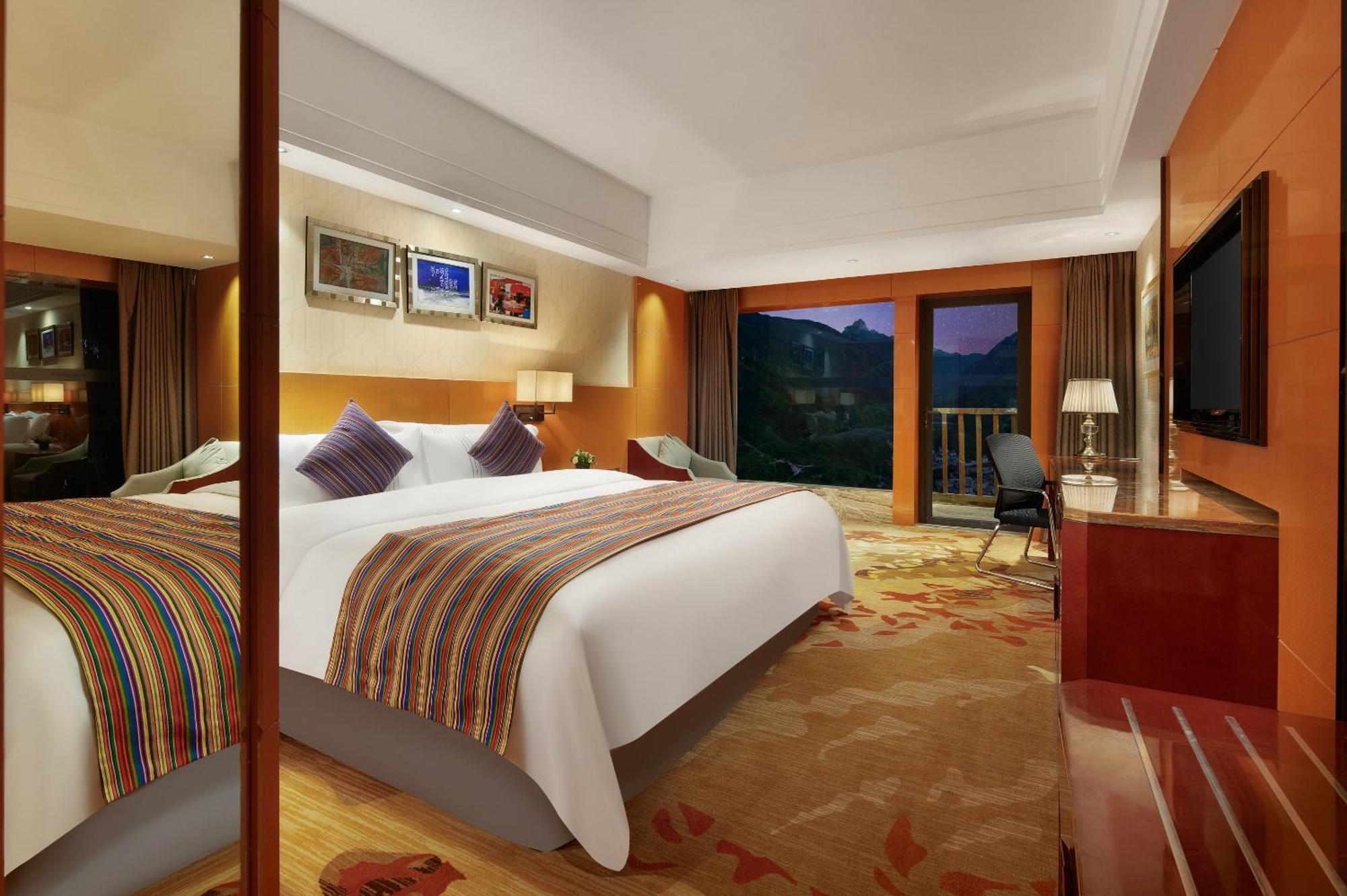 Howard Johnson Tian Yuan Jiuzhaigou Room photo
